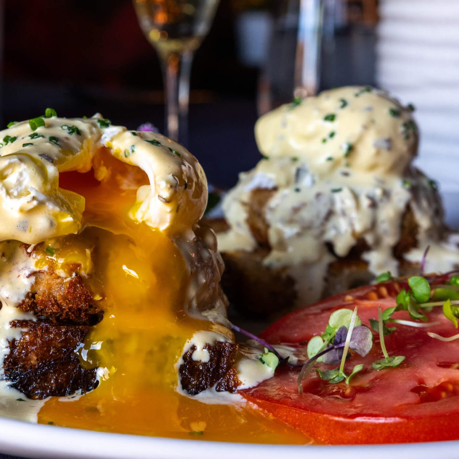 Crab and Shrimp Cake Benedict